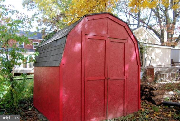 2709 Arcola Avenue Silver Spring, MD 20902 - Photo 17 of 22 Shed