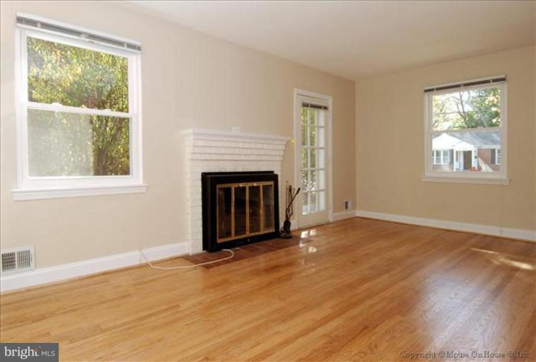 2709 Arcola Avenue Silver Spring, MD 20902 - Photo 4 of 22 Living Room #2