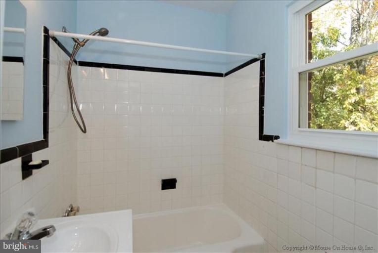 2709 Arcola Avenue Silver Spring, MD 20902 - Photo 9 of 22 Upper level bathroom