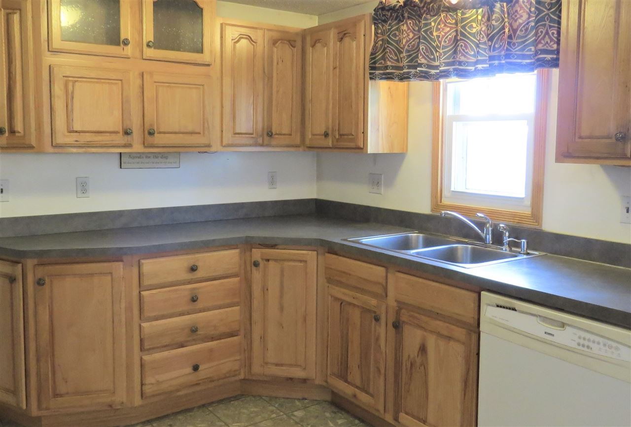 11280 Odell Road Linden, MI 48451 - Photo 12 of 55 50025299-11.JPG