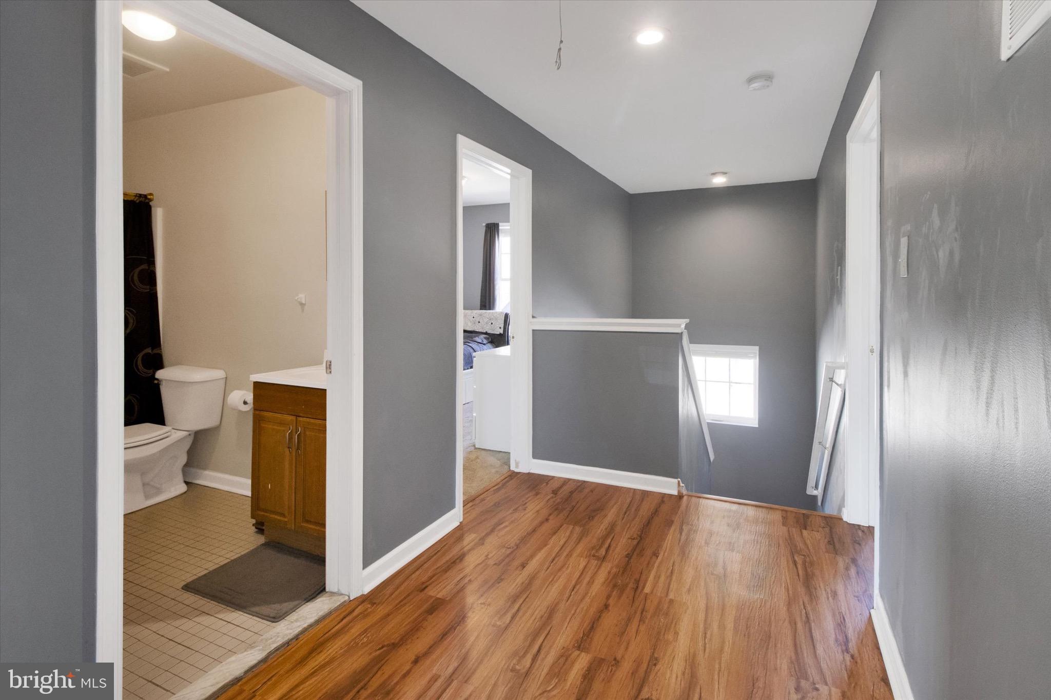 2008 West Union Street Chester, PA 19013 - Photo 16 of 36