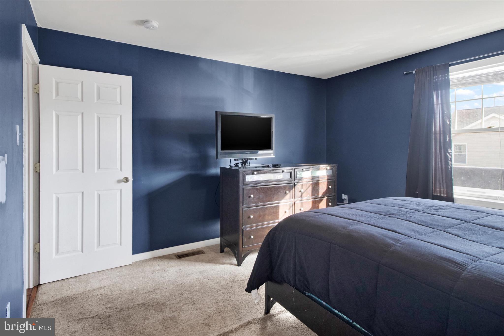 2008 West Union Street Chester, PA 19013 - Photo 21 of 36