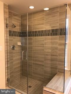 11006 North Riding Road Upper Marlboro, MD 20772 - Photo 18 of 27 Owners Shower