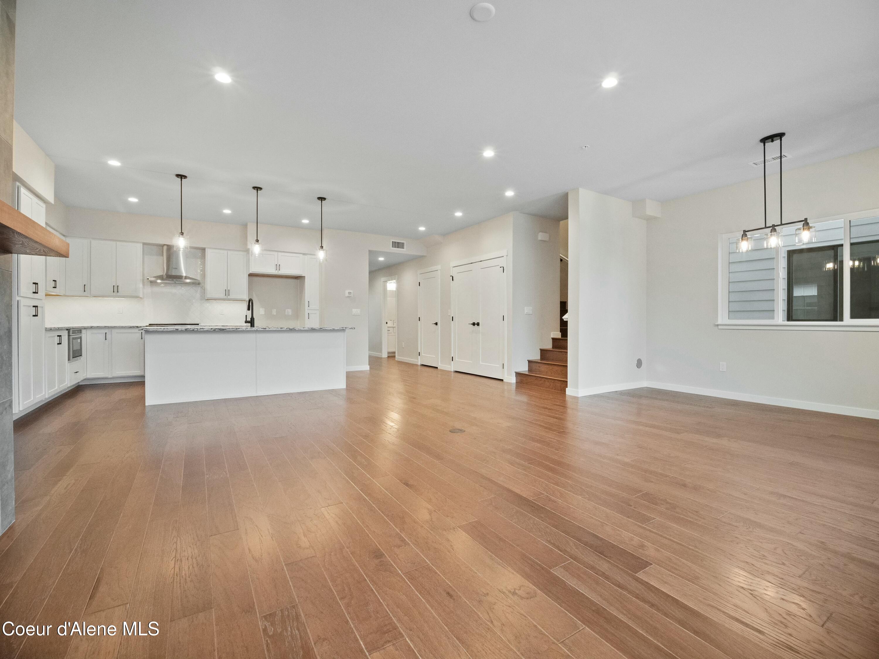 995 East RR Avenue Post Falls, ID 83854 - Photo 5 of 40 tempImagecjWGbK