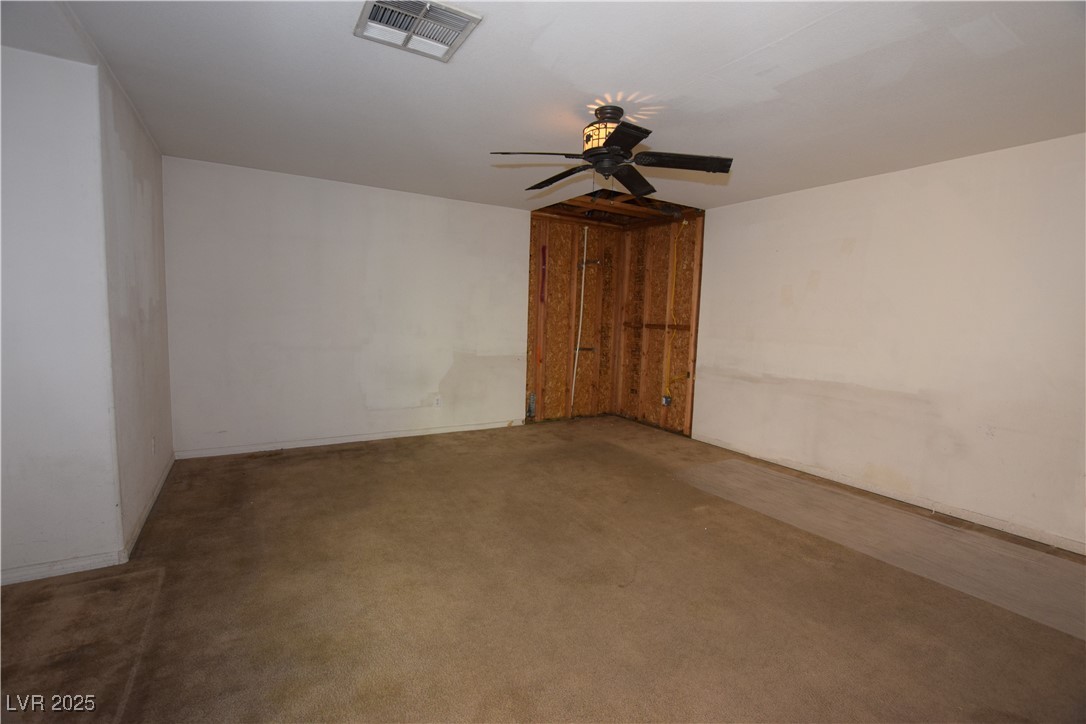 7322 Phlox Road Las Vegas, NV 89113 - Photo 20 of 47 living room