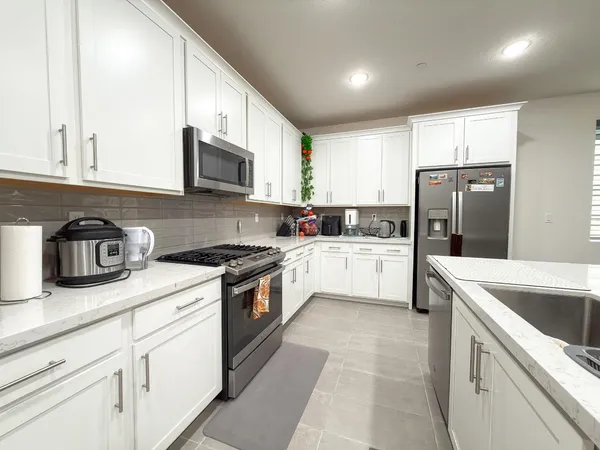 $3,300 | 2665 Luna Avenue, Tracy, CA 95377