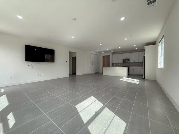 $3,300 | 2665 Luna Avenue, Tracy, CA 95377