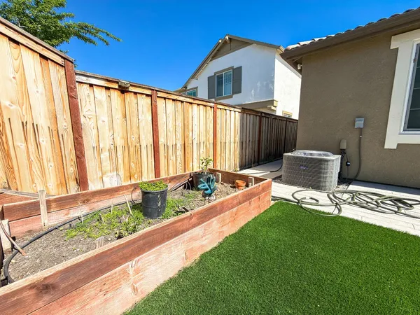 $3,300 | 2665 Luna Avenue, Tracy, CA 95377