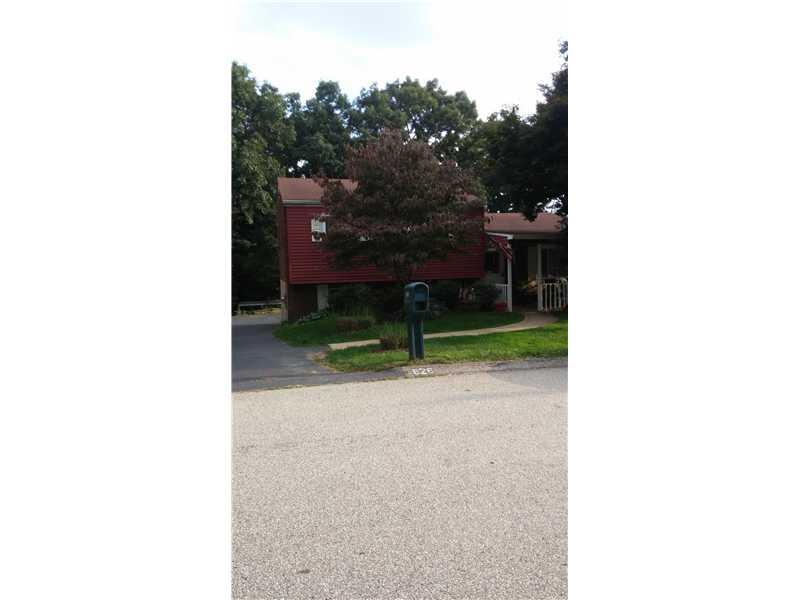 828 Blue Ridge Road Plum, PA 15239 - Photo 1 of 9 Exterior Front.