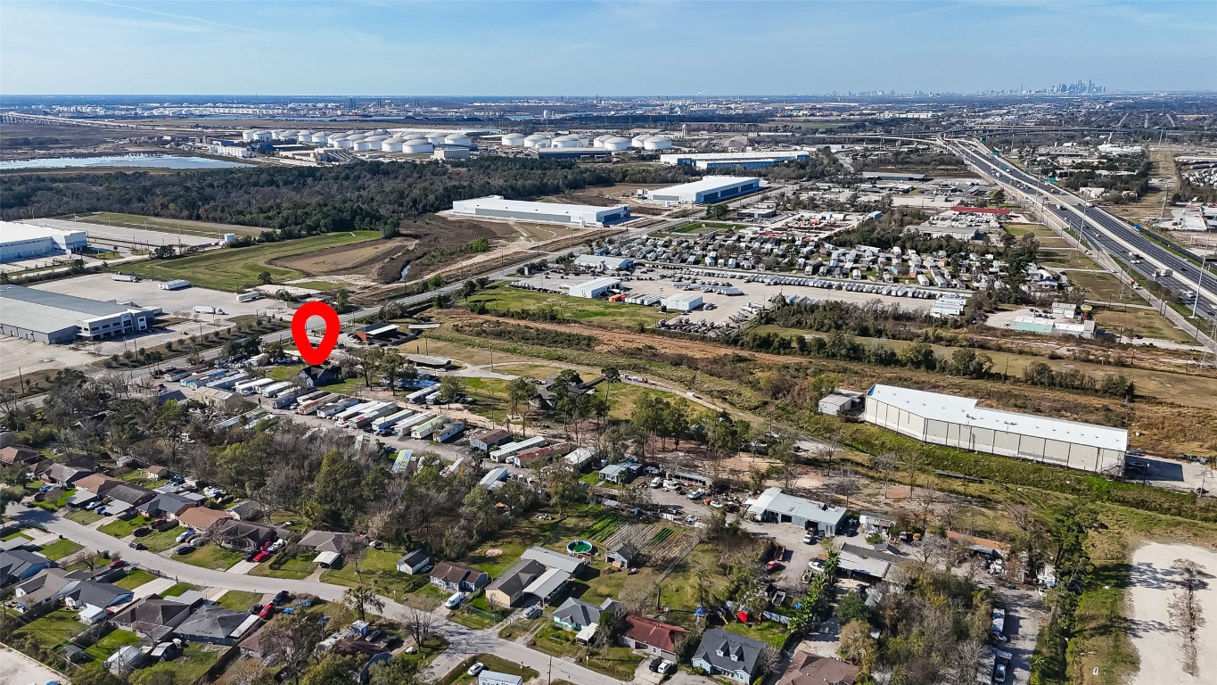 15627 Market Street Channelview, TX 77530 - Photo 28 of 35 an aerial view of residential houses with outdoor space