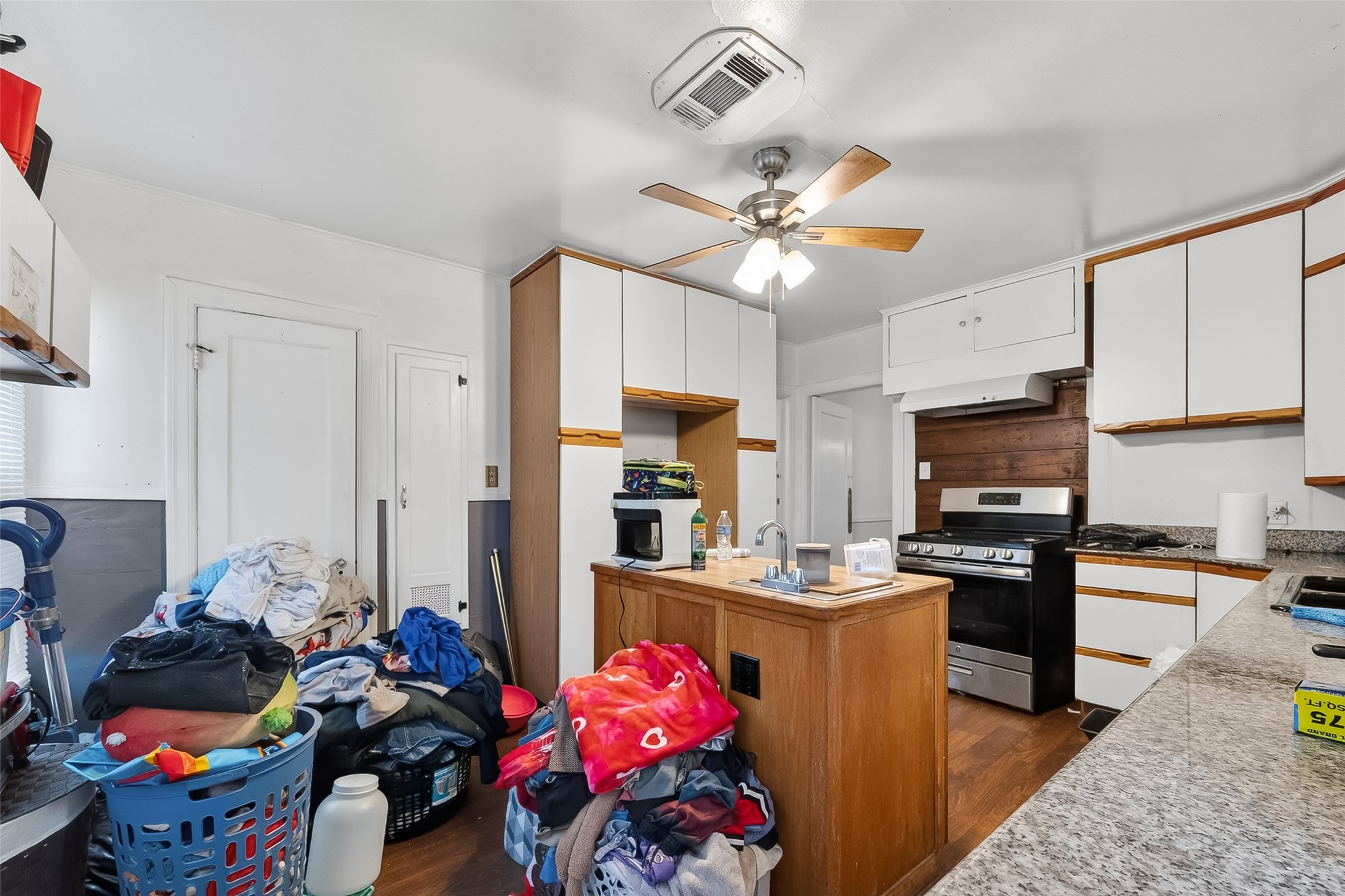 15627 Market Street Channelview, TX 77530 - Photo 10 of 44