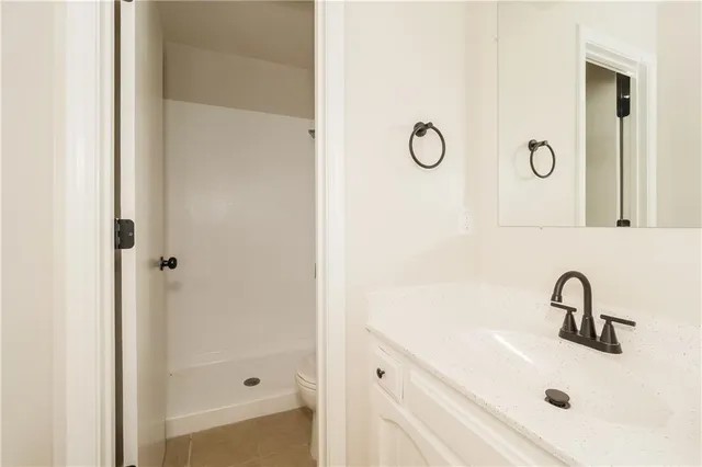 $2,230 | 1611 Southeast 2nd Terrace, Lee's Summit, MO 64063