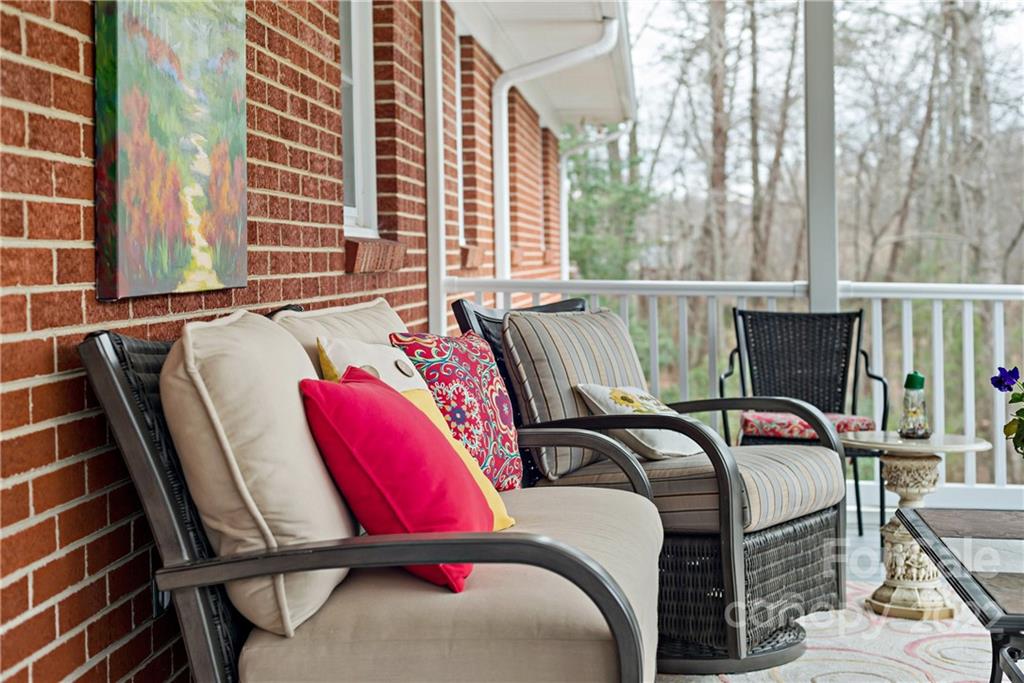 215 Tyler Heights Road Marion, NC 28752 - Photo 20 of 41 Gallery Image 20
