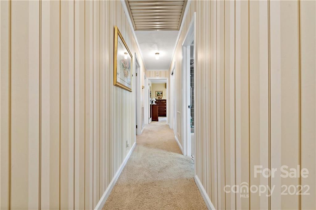 215 Tyler Heights Road Marion, NC 28752 - Photo 21 of 41 Gallery Image 21