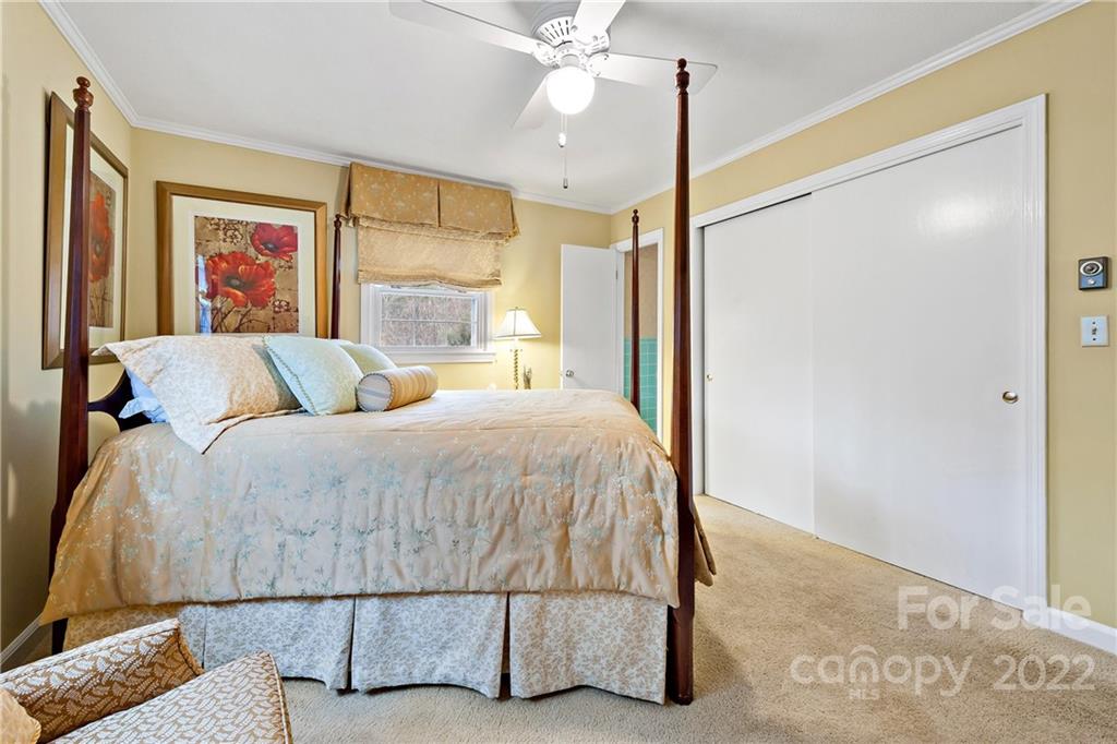 215 Tyler Heights Road Marion, NC 28752 - Photo 23 of 41 Gallery Image 23
