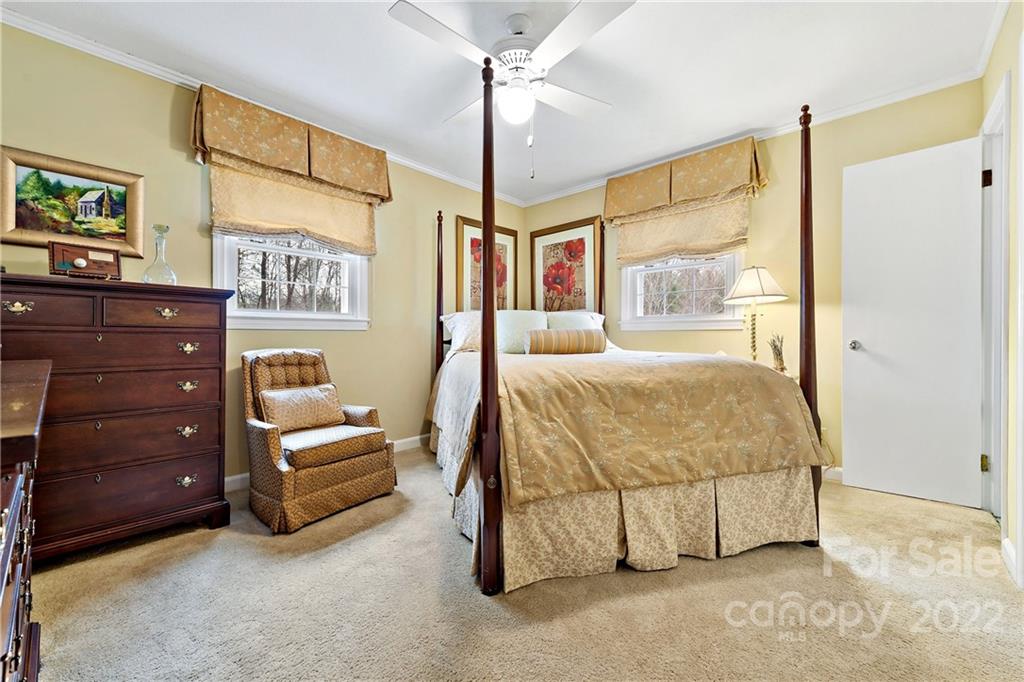 215 Tyler Heights Road Marion, NC 28752 - Photo 25 of 41 Gallery Image 25