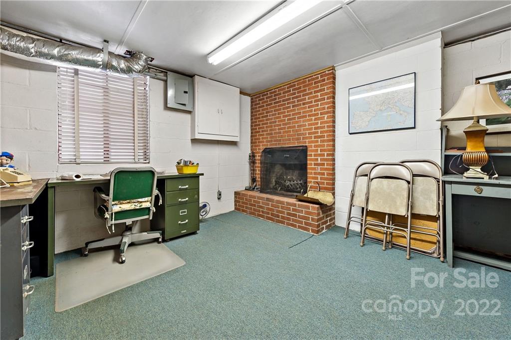 215 Tyler Heights Road Marion, NC 28752 - Photo 39 of 41 Gallery Image 39