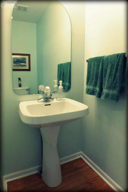 1364 Flushing Road Flushing, MI 48433 - Photo 5 of 38 20417061-4.JPG