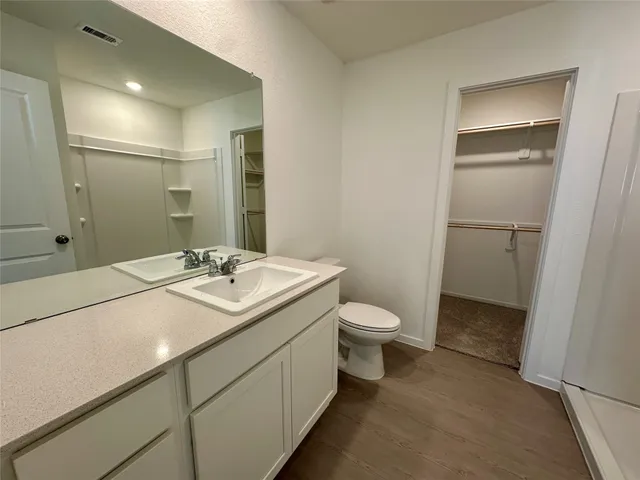 $1,875 | 13310 Rayhill Drive, Conroe, TX 77303