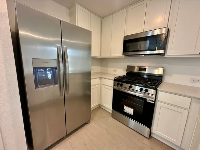 $1,845 | 13310 Rayhill Drive, Conroe, TX 77303