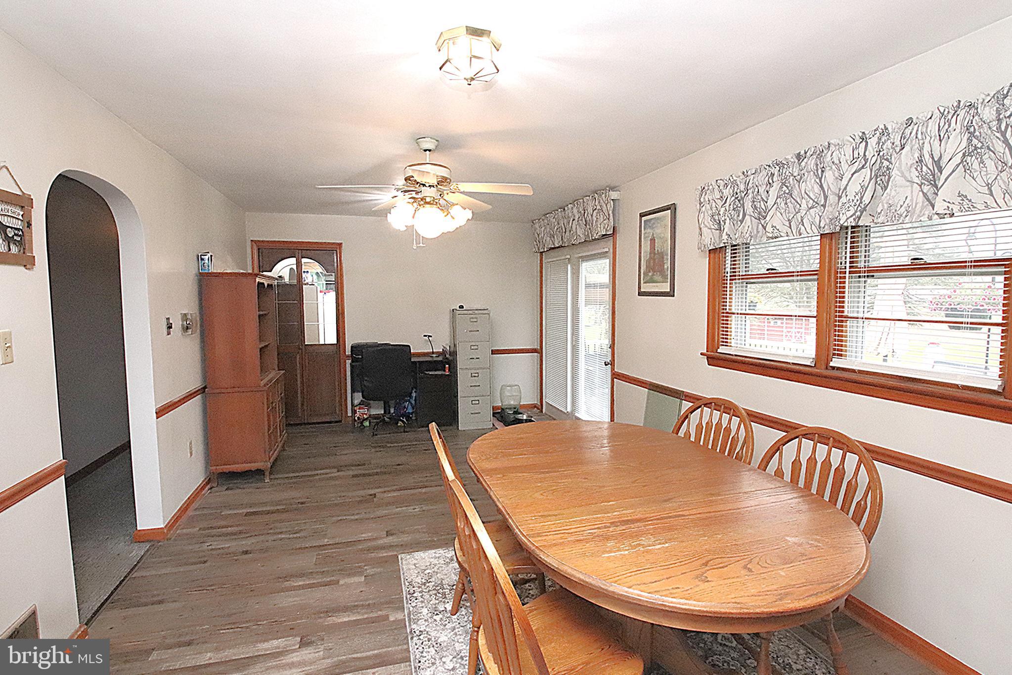 14540 National Pike Clear Spring, MD 21722 - Photo 15 of 37 Dining Room
