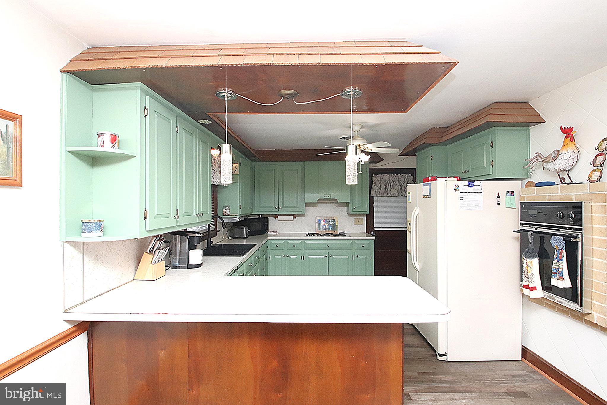 14540 National Pike Clear Spring, MD 21722 - Photo 10 of 37 Kitchen
