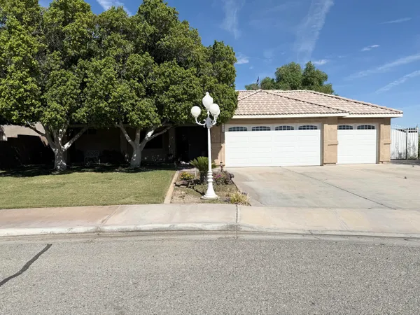 $295,000 | 228 Shaded Palm, Blythe, CA 92225