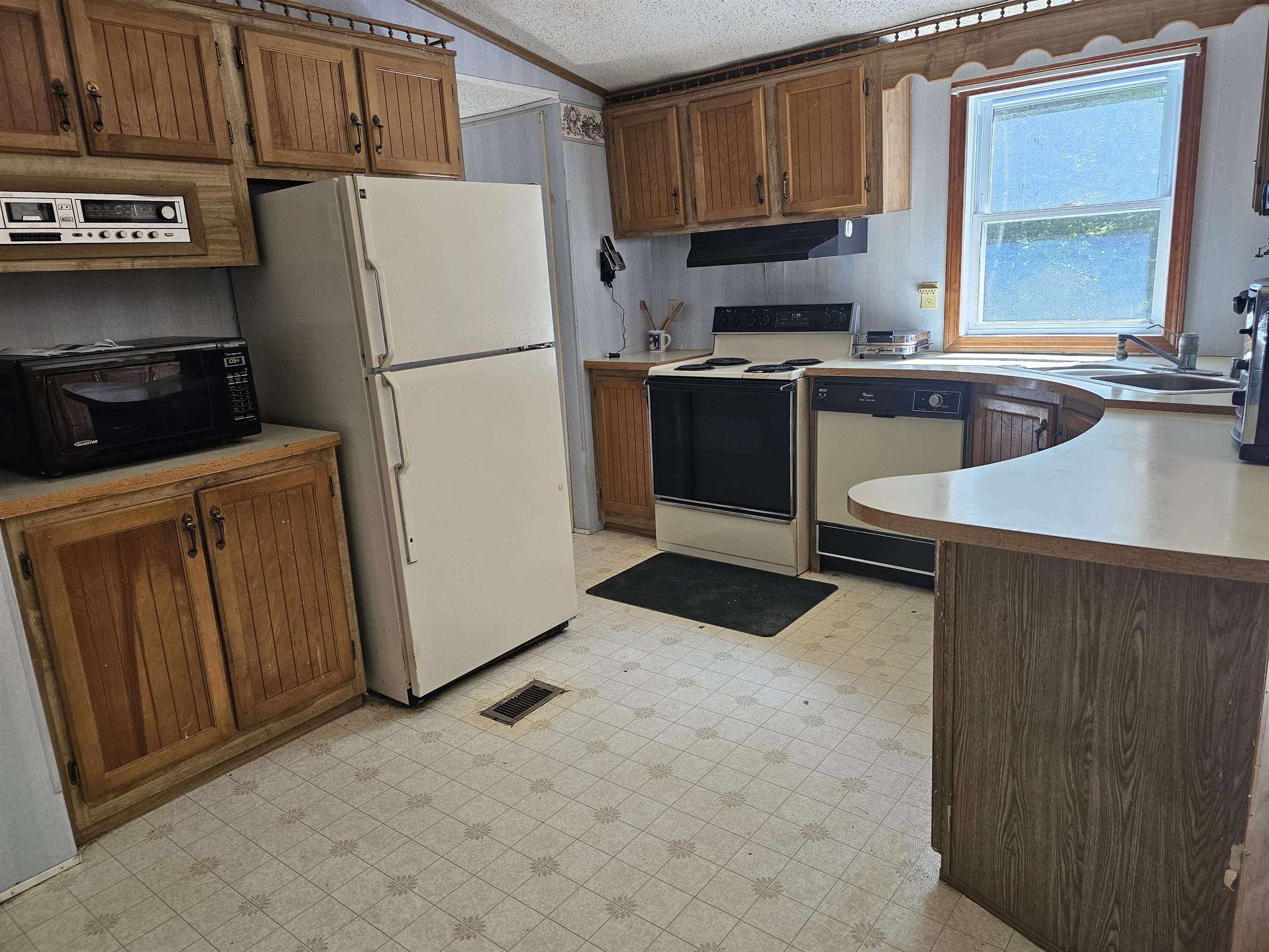 1616 Acworth Road Charlestown, NH 03603 - Photo 3 of 14