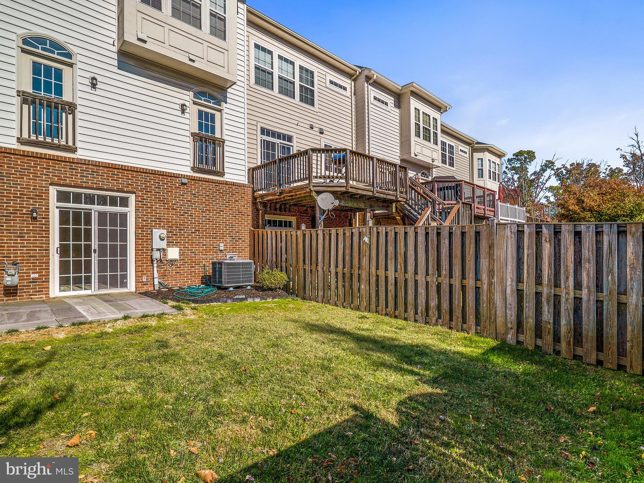 24712 Clock Tower Square Aldie, VA 20105 - Photo 25 of 30 View from the Back