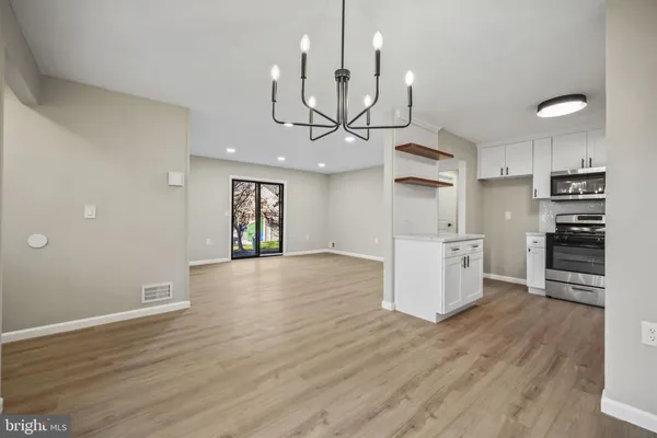 $289,000 | 802 Begonia Court, Jackson, NJ 08527