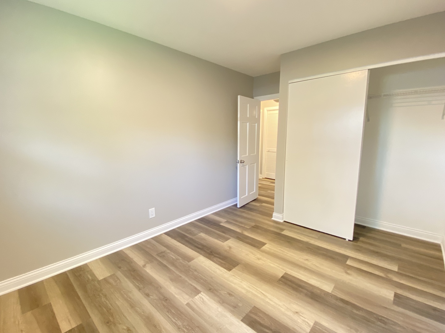 1981 Opal Drive Aurora, IL 60506 - Photo 12 of 18 a view of an empty room