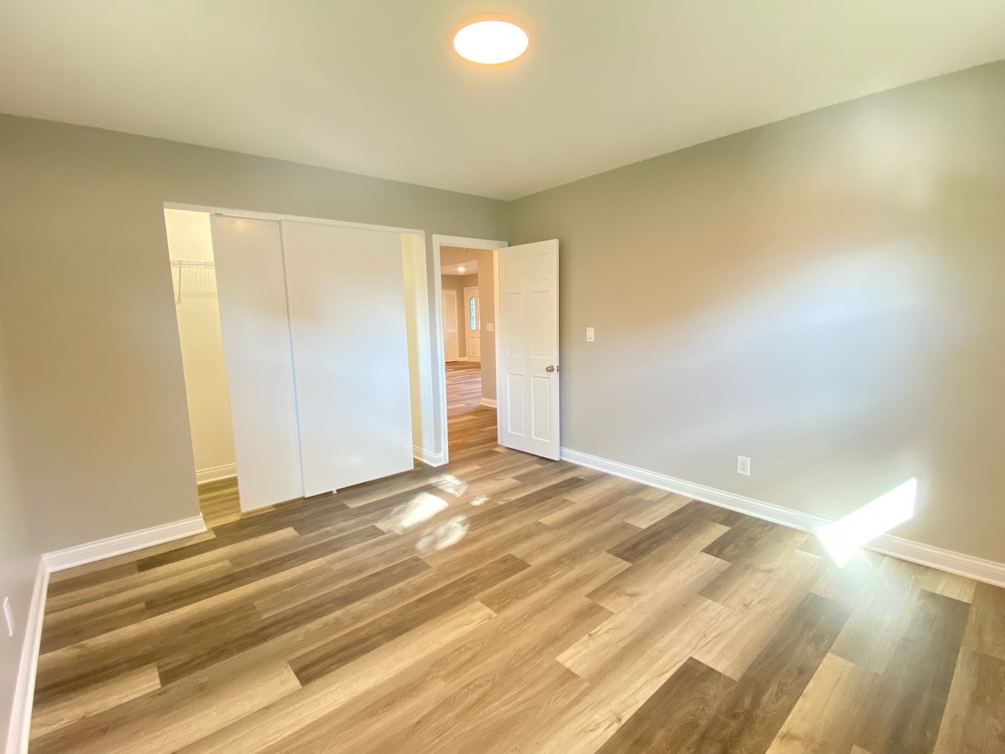 1981 Opal Drive Aurora, IL 60506 - Photo 8 of 18 a view of empty room