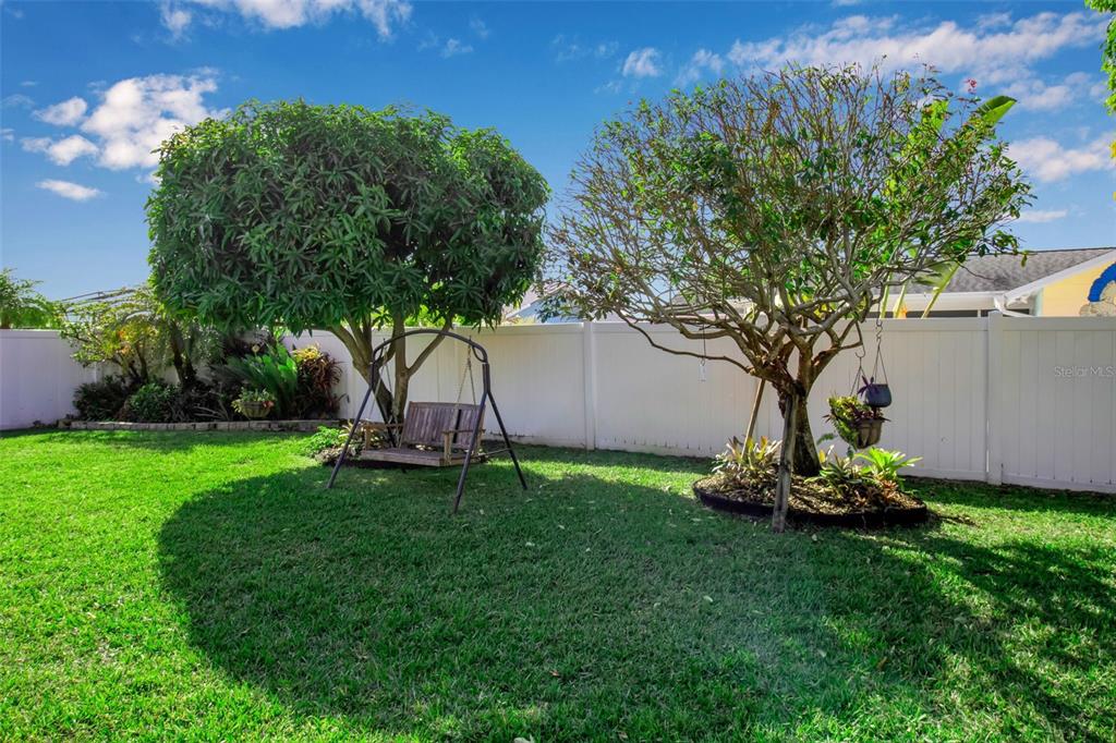 1014 63rd Street West Bradenton, FL 34209 - Photo 11 of 44