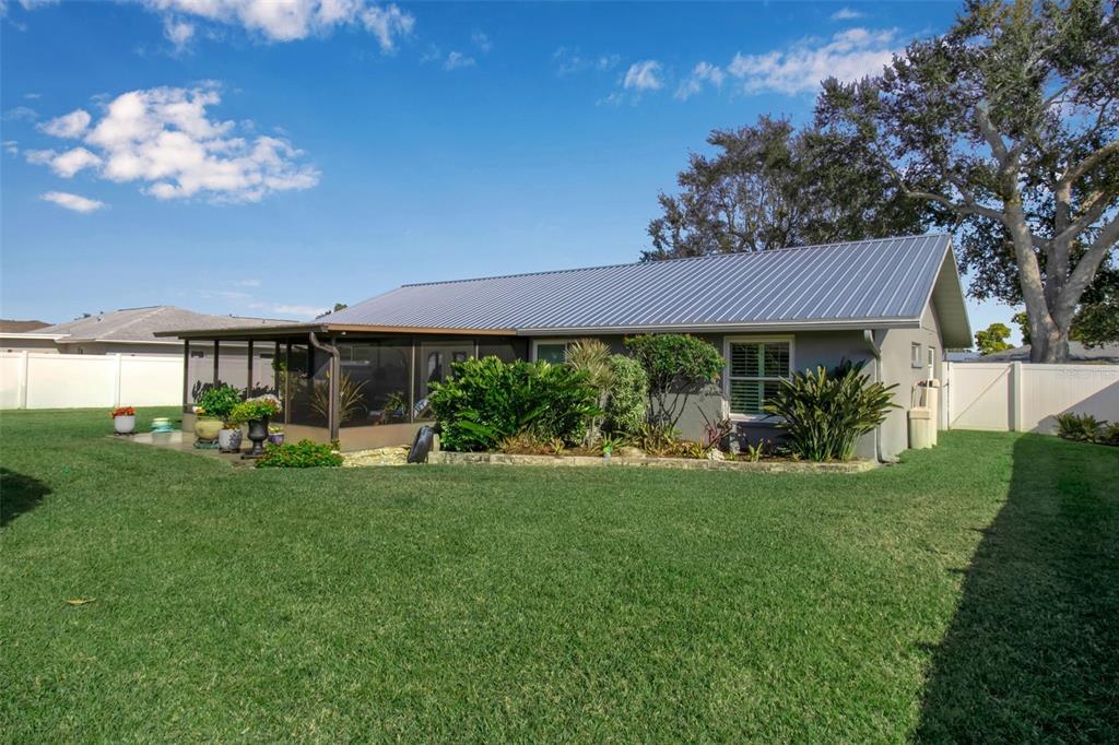 1014 63rd Street West Bradenton, FL 34209 - Photo 7 of 44