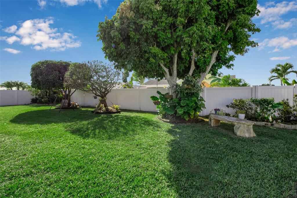 1014 63rd Street West Bradenton, FL 34209 - Photo 10 of 44