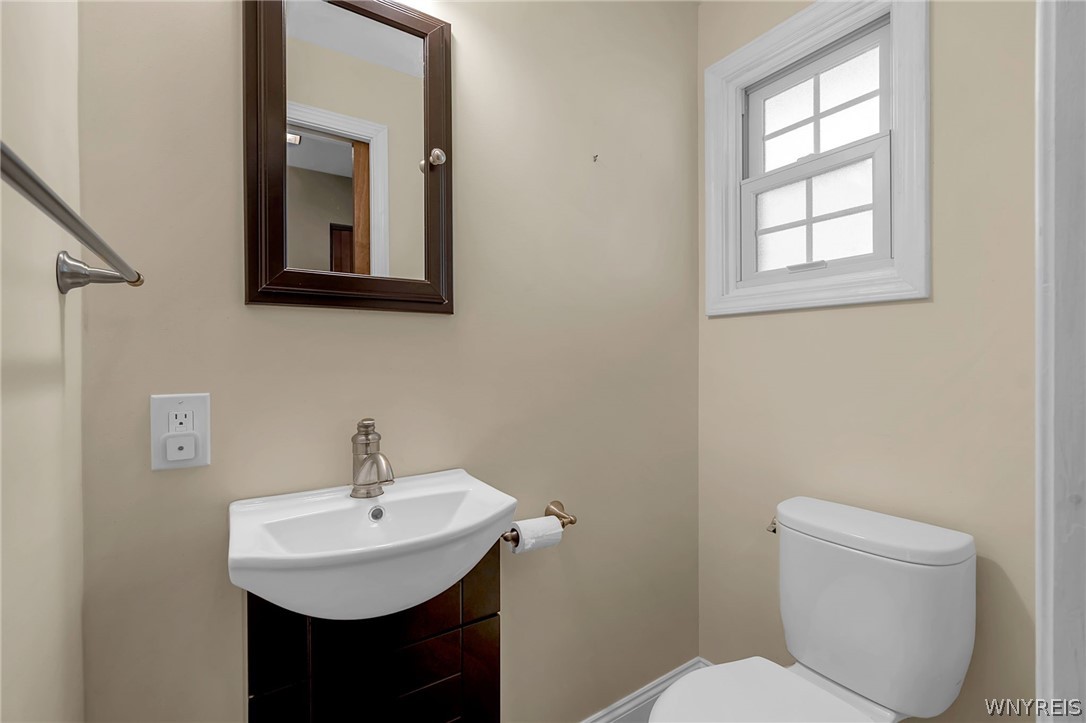 279 Getzville Road Amherst, NY 14226 - Photo 29 of 44