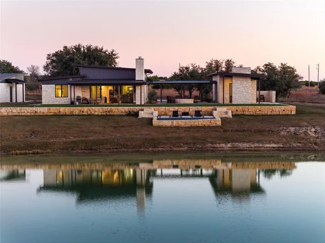 $4,300,000 | 1402 Pr 21, Walnut Springs, TX 76690