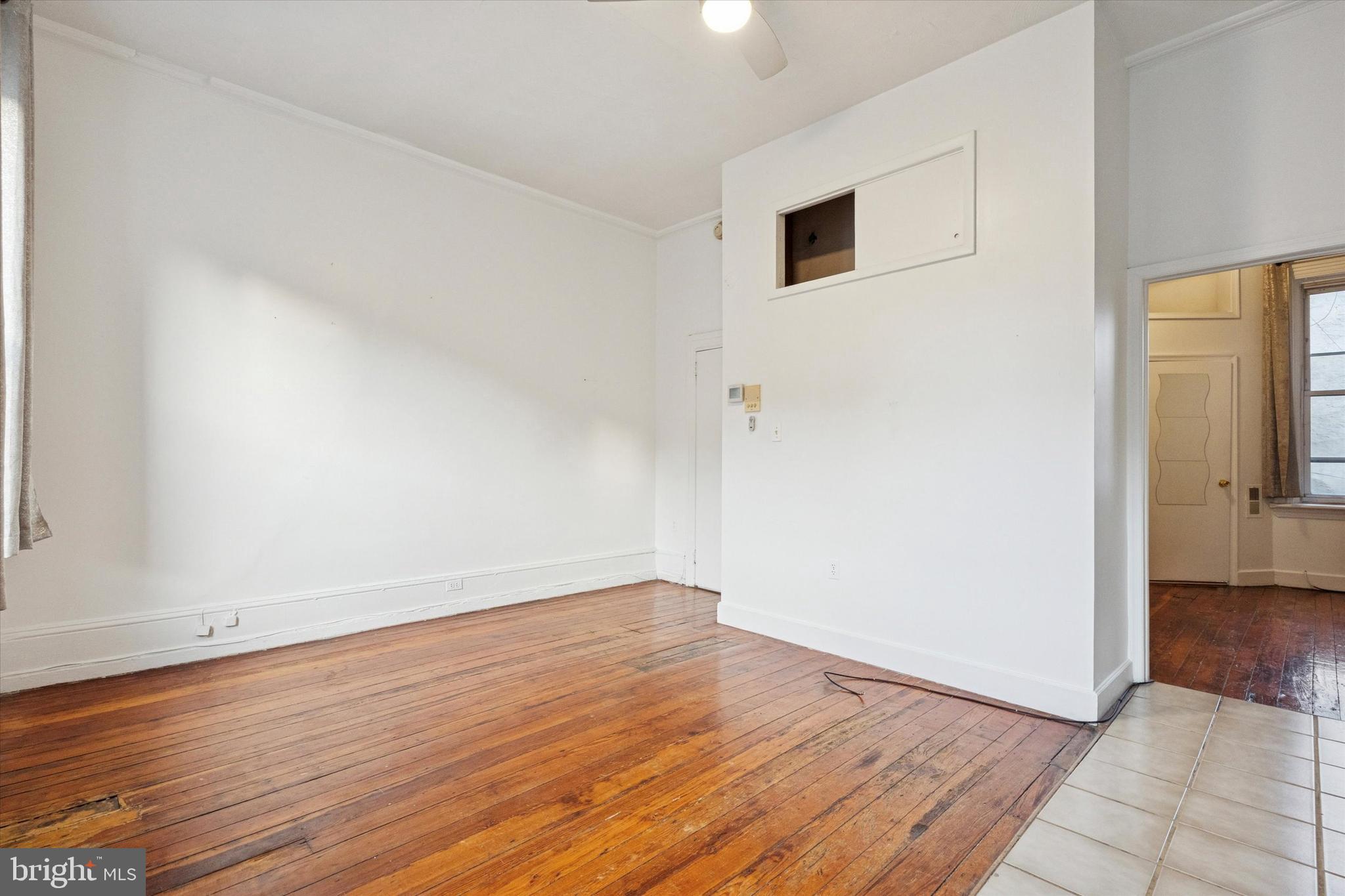159 North 21st Street, Unit 2F Philadelphia, PA 19103 - Photo 13 of 18 Living Room