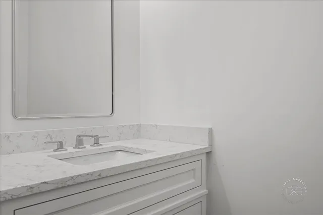 $1,300,000 | 195 North Addison Avenue, Unit PH03, Elmhurst, IL 60126