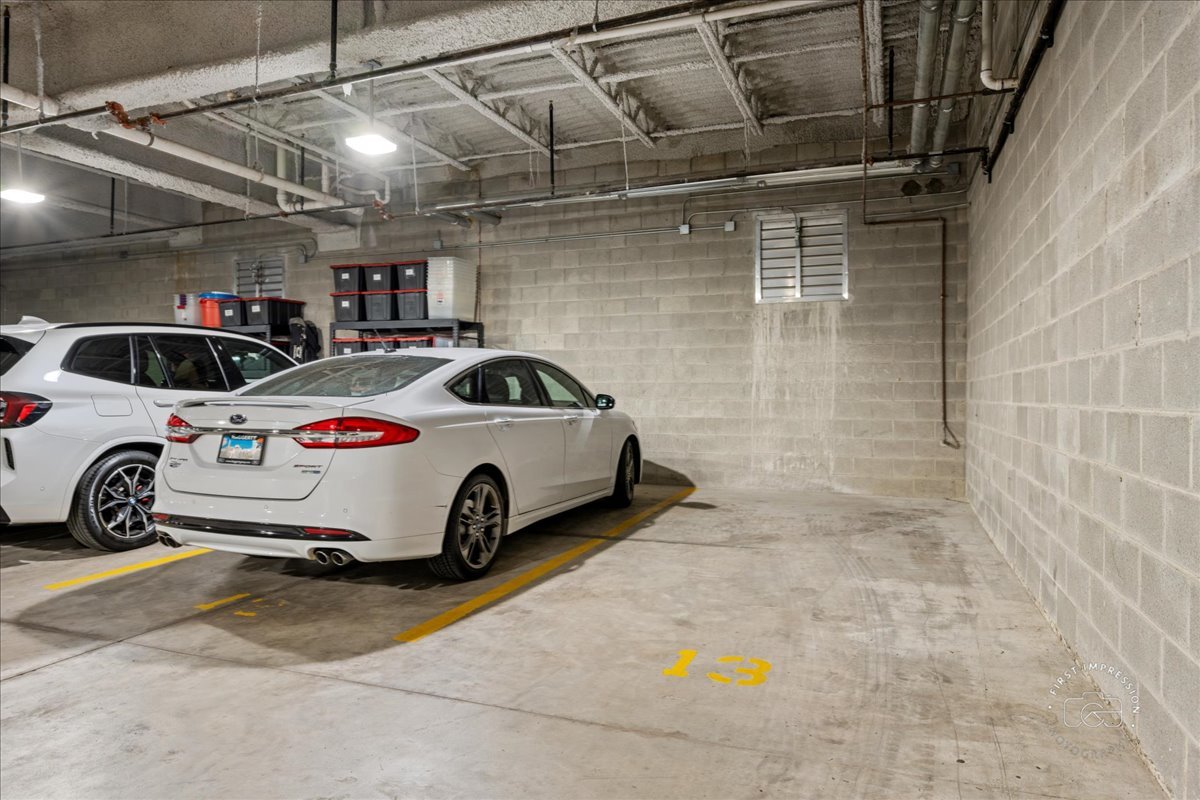 195 North Addison Avenue, Unit PH03 Elmhurst, IL 60126 - Photo 27 of 36 a view of a car garage