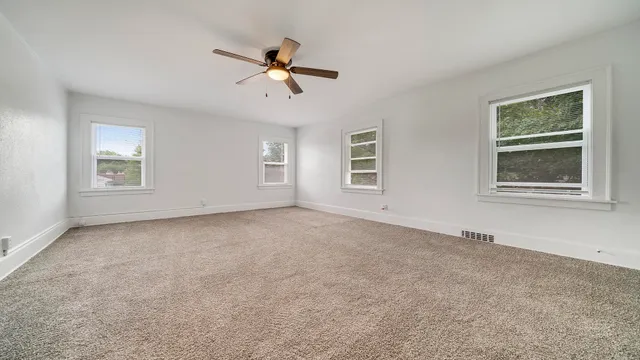 $179,900 | 234 North Gardiner Avenue, Rockford, IL 61107