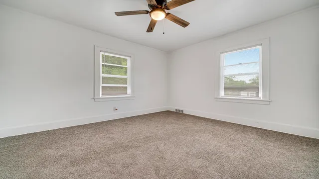 $179,900 | 234 North Gardiner Avenue, Rockford, IL 61107