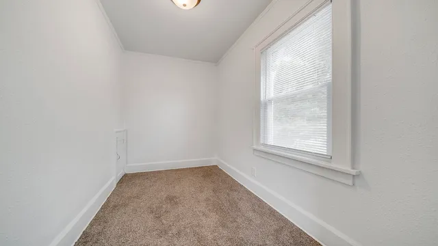 $179,900 | 234 North Gardiner Avenue, Rockford, IL 61107