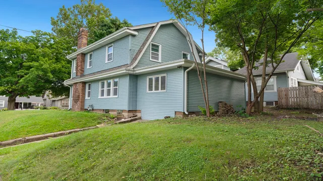 $179,900 | 234 North Gardiner Avenue, Rockford, IL 61107