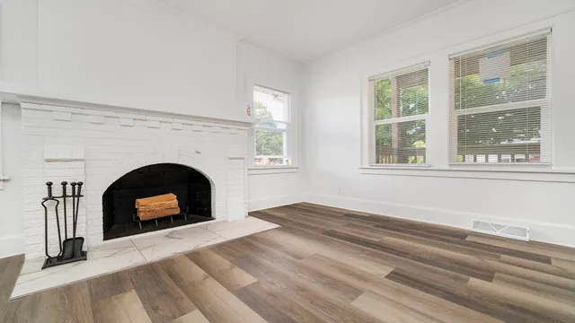 $179,900 | 234 North Gardiner Avenue, Rockford, IL 61107