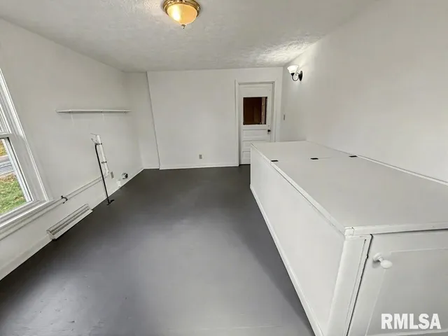 $124,900 | 501 South 7th Street, Herrin, IL 62948