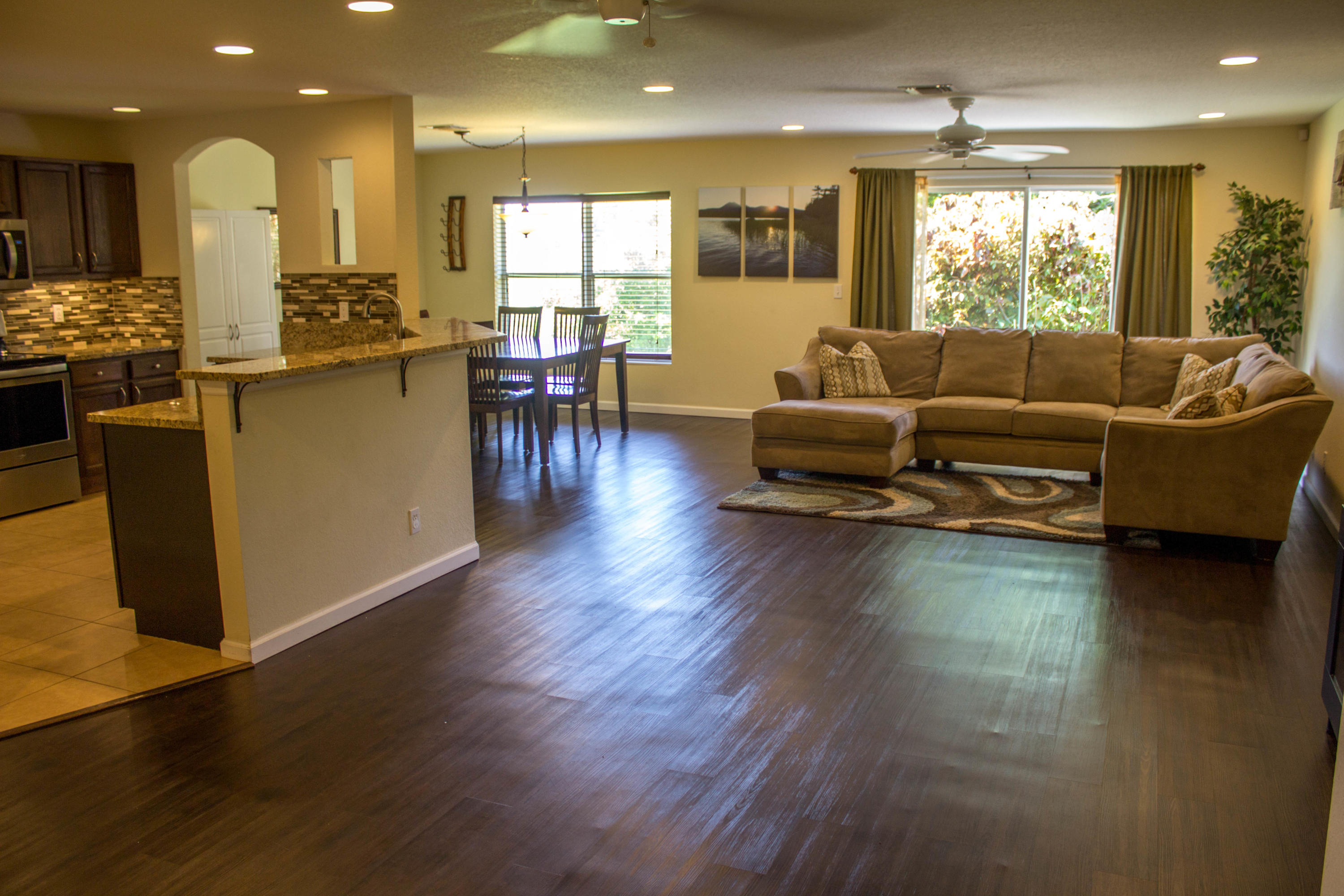 6101 Ferrera Street Jupiter, FL 33458 - Photo 4 of 15 Living