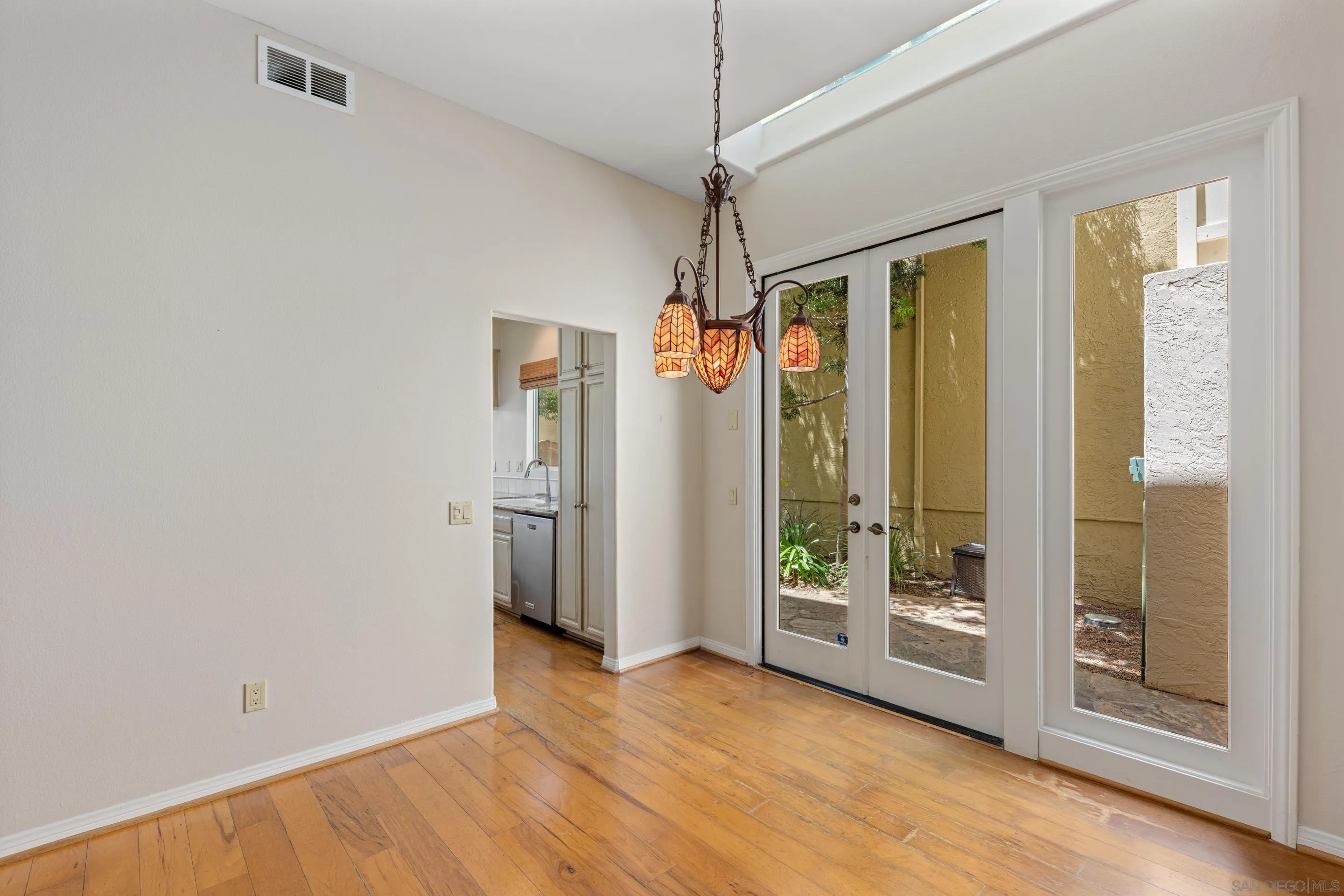 1466 Caminito Solidago La Jolla, CA 92037 - Photo 11 of 62