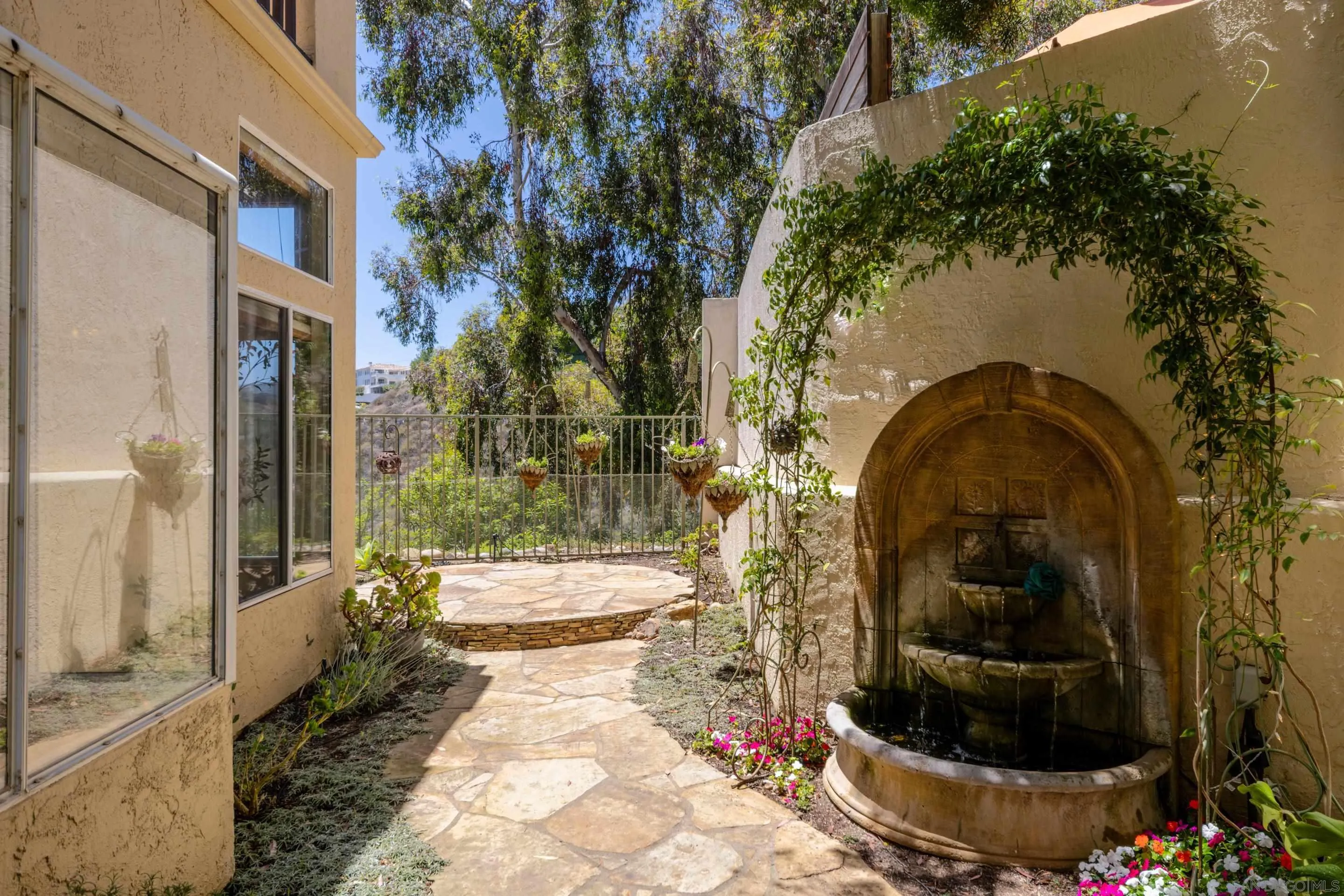 1466 Caminito Solidago La Jolla, CA 92037 - Photo 17 of 62