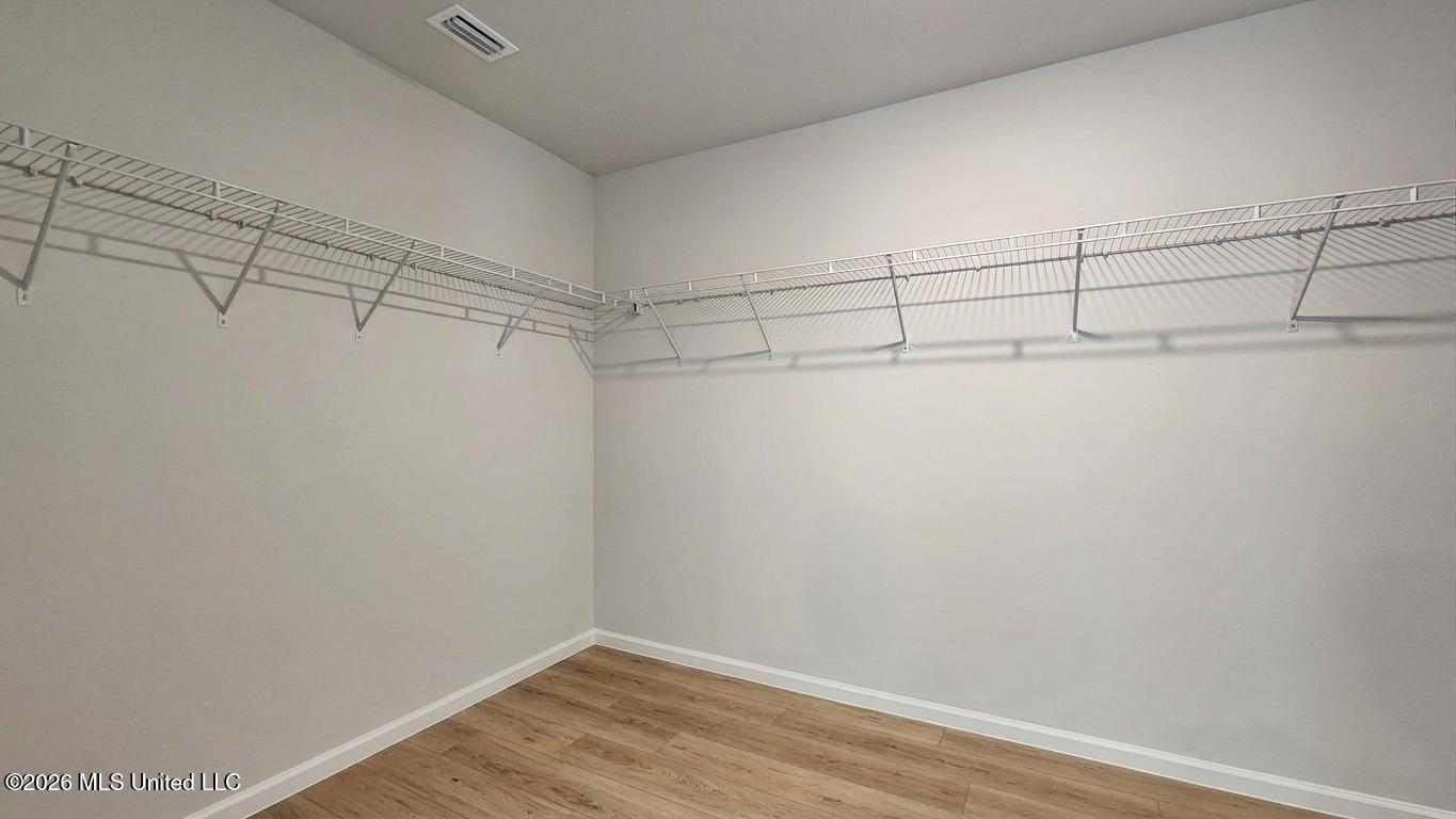272 Raulston Drive Byram, MS 39272 - Photo 20 of 26 19 Primarycloset